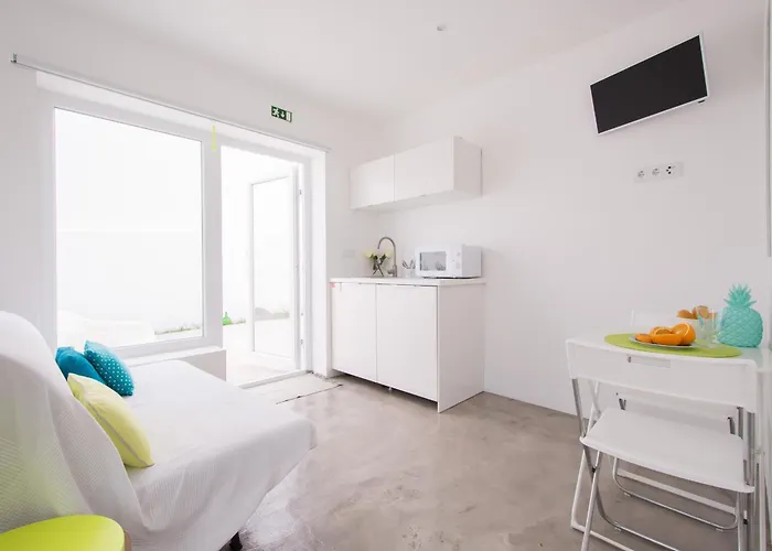 Casasupertubos - 1-8 * Atouguia Da Baleia